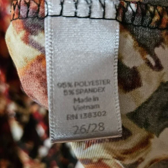 Avenue Abstract Print Tunic Top - Size 26/28 - Picture 4 of 5